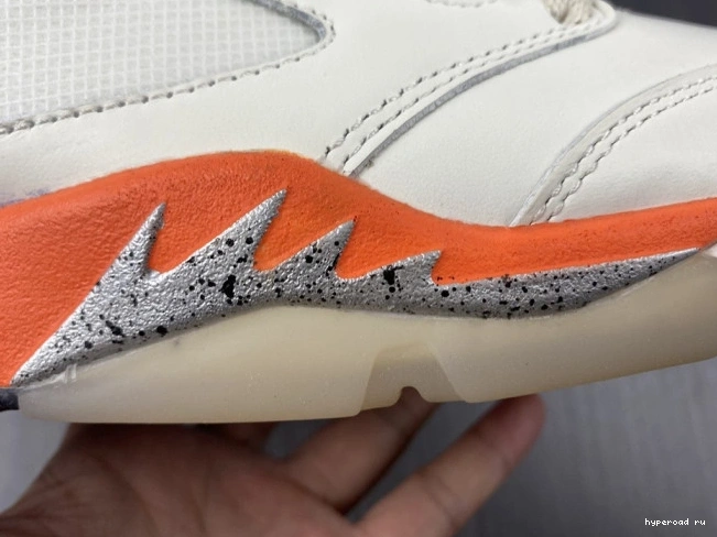 5 Retro Jordan Total DC1060-100 Orange 1106